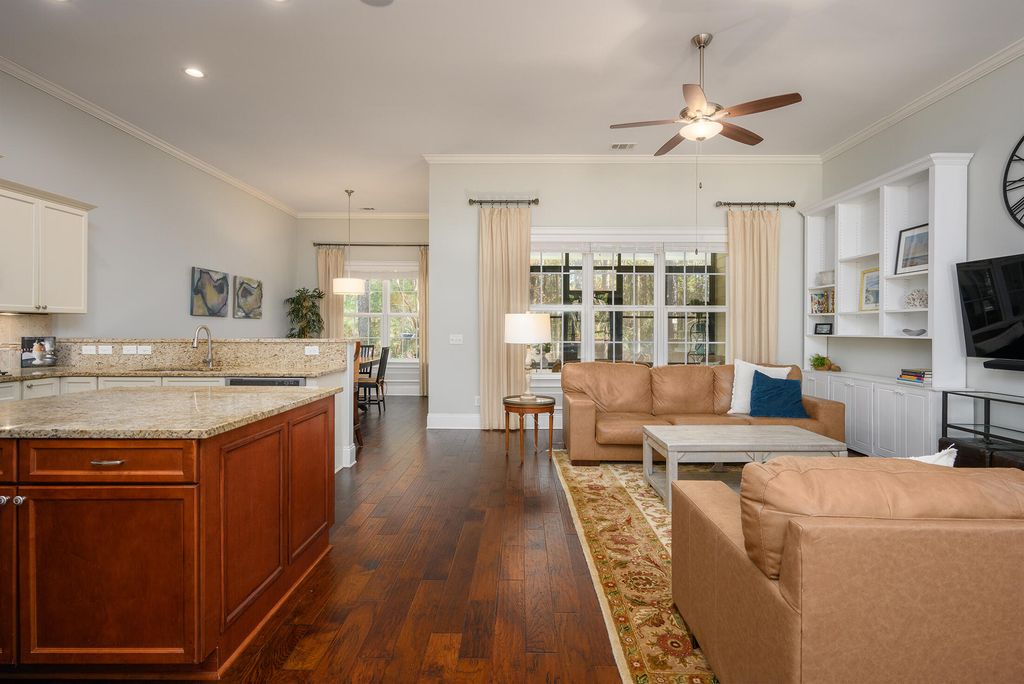 Image 5 of property listing at 17 Cutter Circle, Bluffton, SC 29909