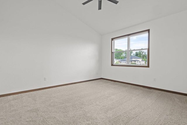 3395 SHAWANO AVENUE, Green Bay, WI 54313