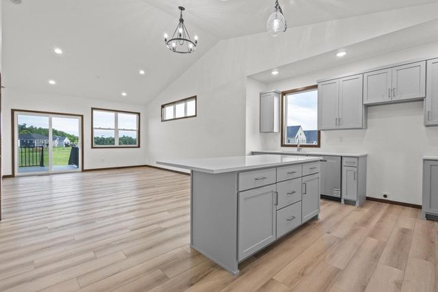 3395 SHAWANO AVENUE, Green Bay, WI 54313