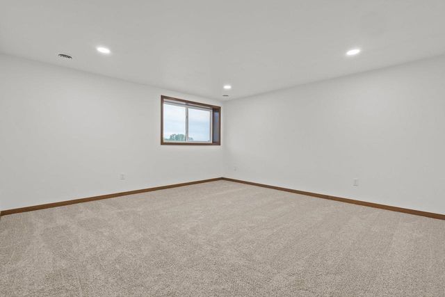 3395 SHAWANO AVENUE, Green Bay, WI 54313