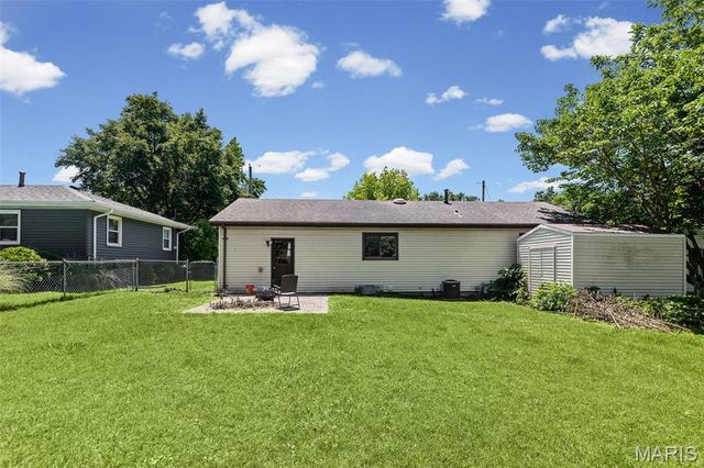 212 Cheryl Drive, Collinsville, IL 62234