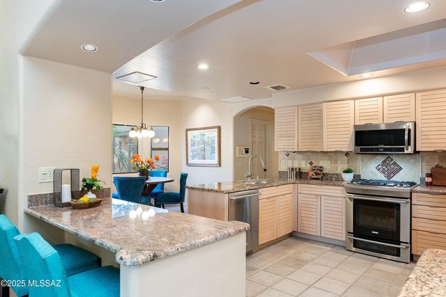 6420 N Paseo Tamayo, Tucson, AZ 85750