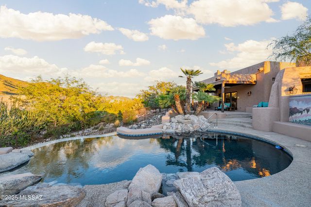 6420 N Paseo Tamayo, Tucson, AZ 85750