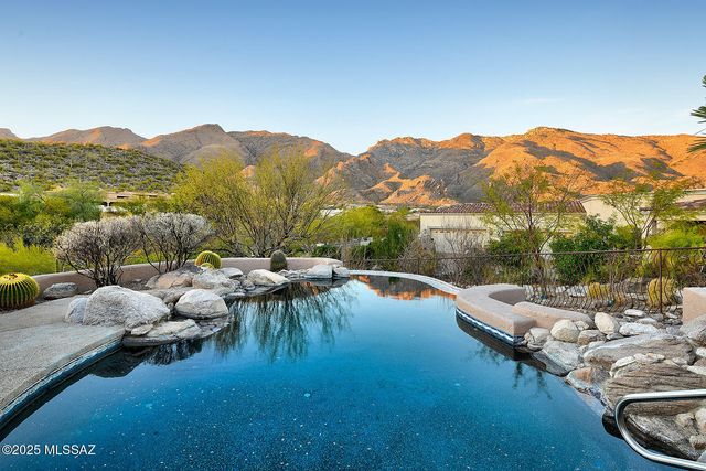 6420 N Paseo Tamayo, Tucson, AZ 85750