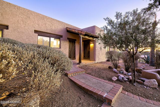 6420 N Paseo Tamayo, Tucson, AZ 85750