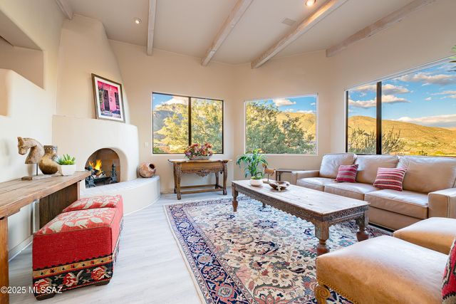 6420 N Paseo Tamayo, Tucson, AZ 85750