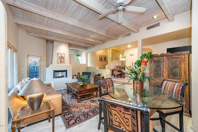 6420 N Paseo Tamayo, Tucson, AZ 85750