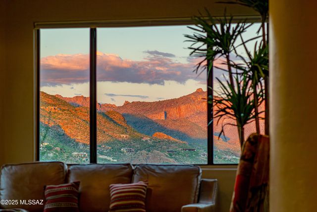 6420 N Paseo Tamayo, Tucson, AZ 85750