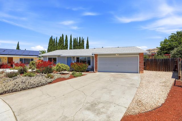 406 La Pala Place, San Jose, CA 95127
