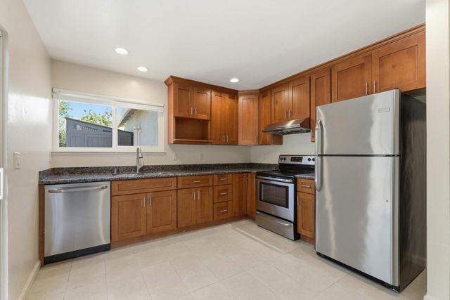 406 La Pala Place, San Jose, CA 95127