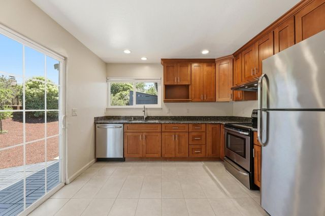 406 La Pala Place, San Jose, CA 95127