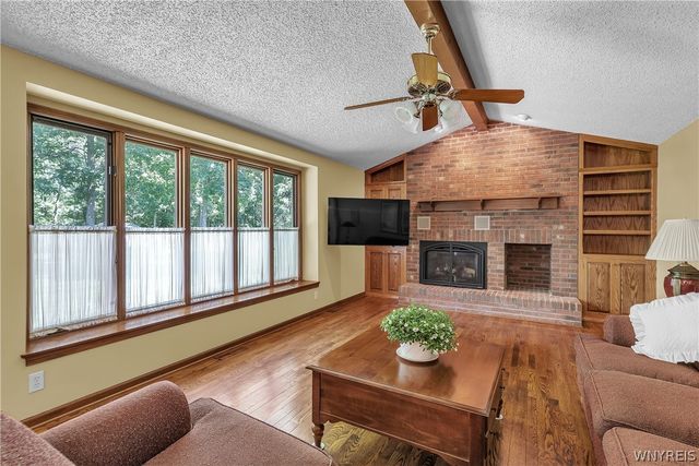 154 Fairview Court, Grand Island, NY 14072