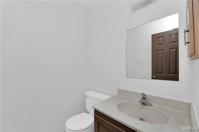 2716 N 31st Street 3, Mcallen, TX 78501