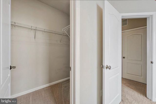 24667 BYRNE MEADOW SQ, Aldie, VA 20105