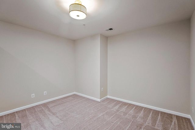 24667 BYRNE MEADOW SQ, Aldie, VA 20105