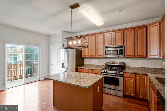 24667 BYRNE MEADOW SQ, Aldie, VA 20105