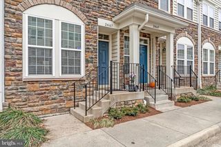 24667 BYRNE MEADOW SQ, Aldie, VA 20105