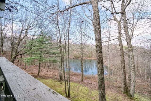 281 Moytoy Rd 105, Crab Orchard, TN 37723