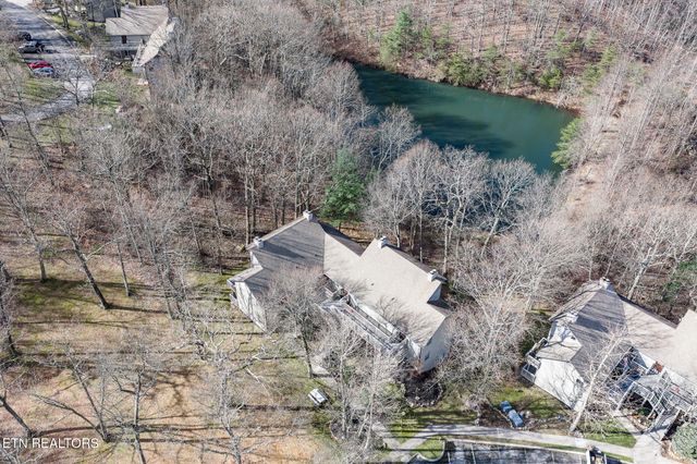 281 Moytoy Rd 105, Crab Orchard, TN 37723