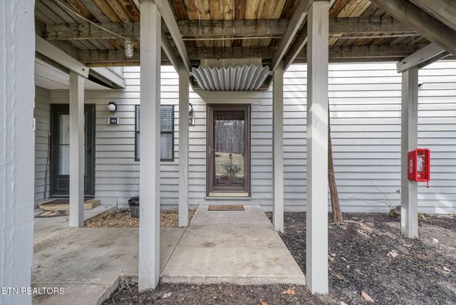 281 Moytoy Rd 105, Crab Orchard, TN 37723