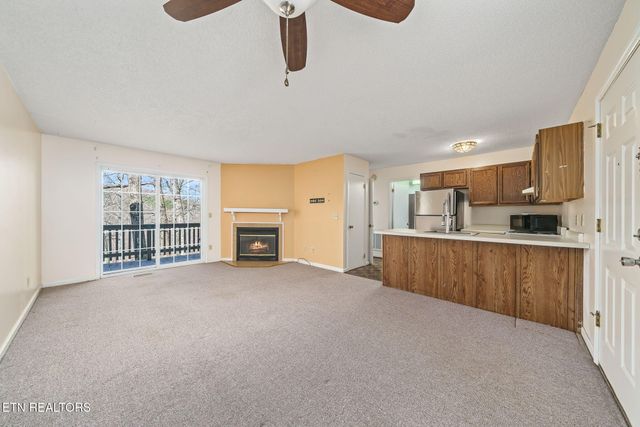 281 Moytoy Rd 105, Crab Orchard, TN 37723