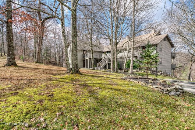 281 Moytoy Rd 105, Crab Orchard, TN 37723