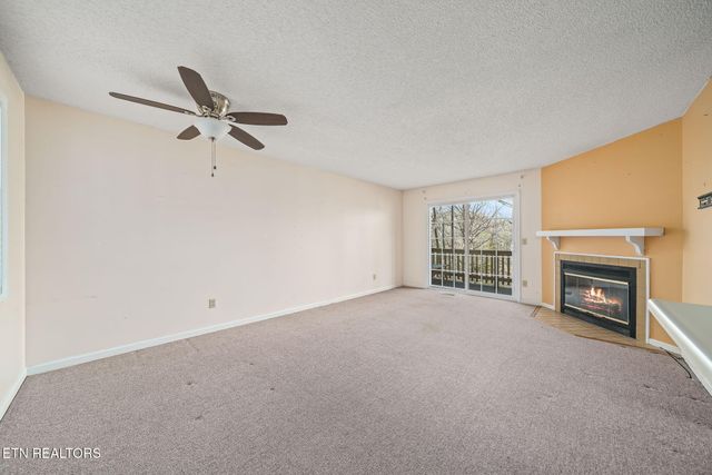 281 Moytoy Rd 105, Crab Orchard, TN 37723