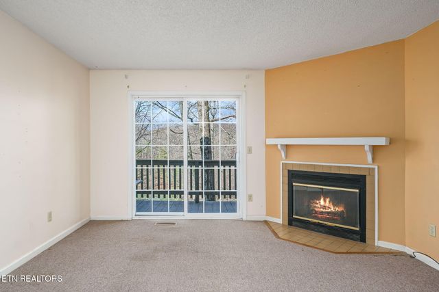 281 Moytoy Rd 105, Crab Orchard, TN 37723