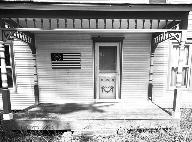 1033 E 1800 Road, Lawrence, KS 66046
