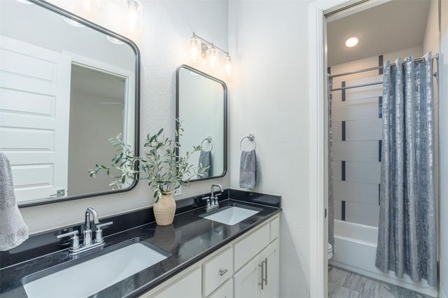117 Junes MDW, Liberty Hill, TX 78642