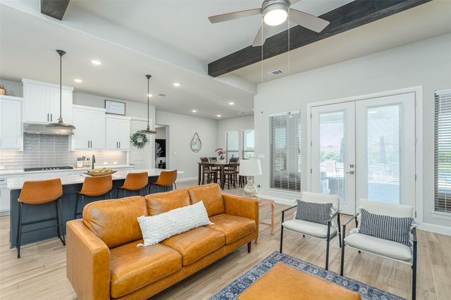 117 Junes MDW, Liberty Hill, TX 78642