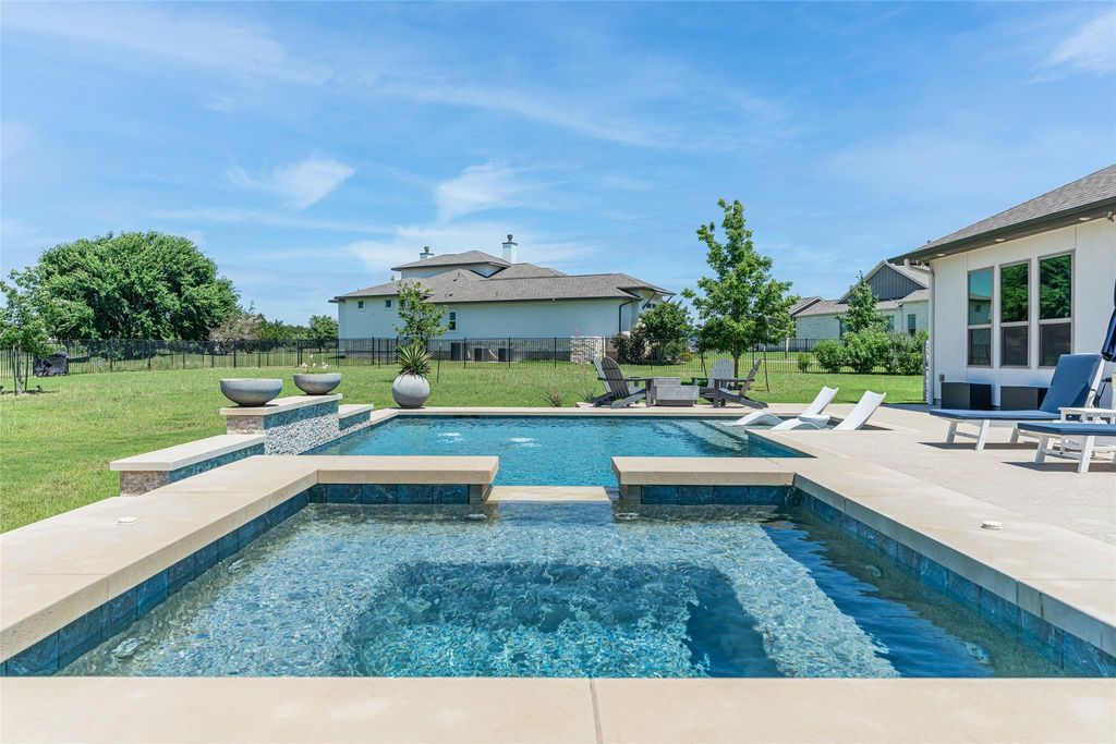 117 Junes MDW, Liberty Hill, TX 78642
