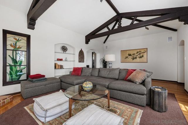 4111 Sunset, San Diego, CA 92103