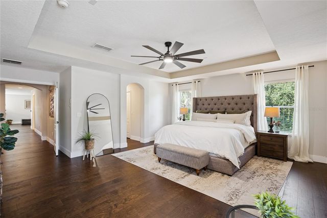 10304 MALLARD LANDINGS WAY, Orlando, FL 32832