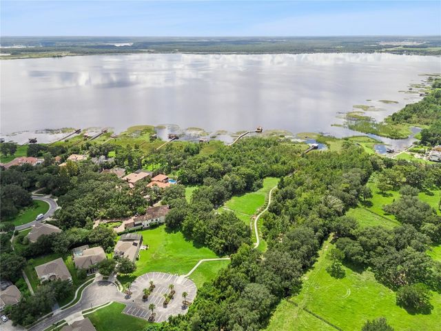 10304 MALLARD LANDINGS WAY, Orlando, FL 32832