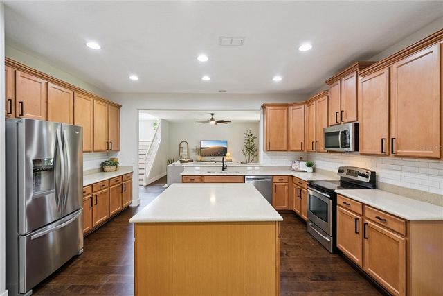 10304 MALLARD LANDINGS WAY, Orlando, FL 32832