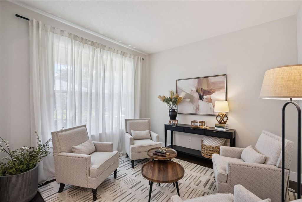 Image 16 of property listing at 10304 MALLARD LANDINGS WAY, Orlando, FL 32832