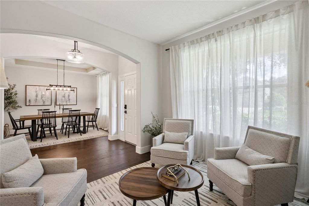 Image 6 of property listing at 10304 MALLARD LANDINGS WAY, Orlando, FL 32832