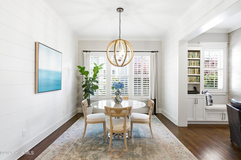 Image 23 of property listing at 909 Mound Battery Road, Wilmington, NC 28403