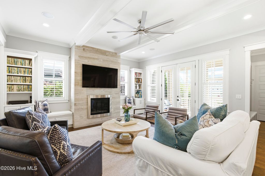 Image 28 of property listing at 909 Mound Battery Road, Wilmington, NC 28403