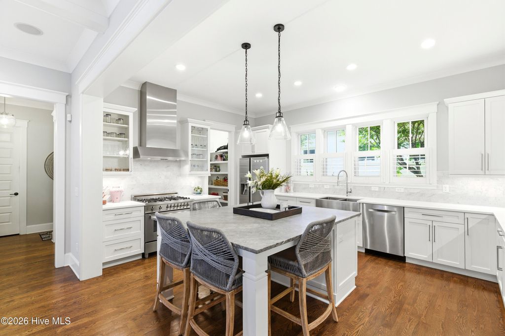 Image 29 of property listing at 909 Mound Battery Road, Wilmington, NC 28403