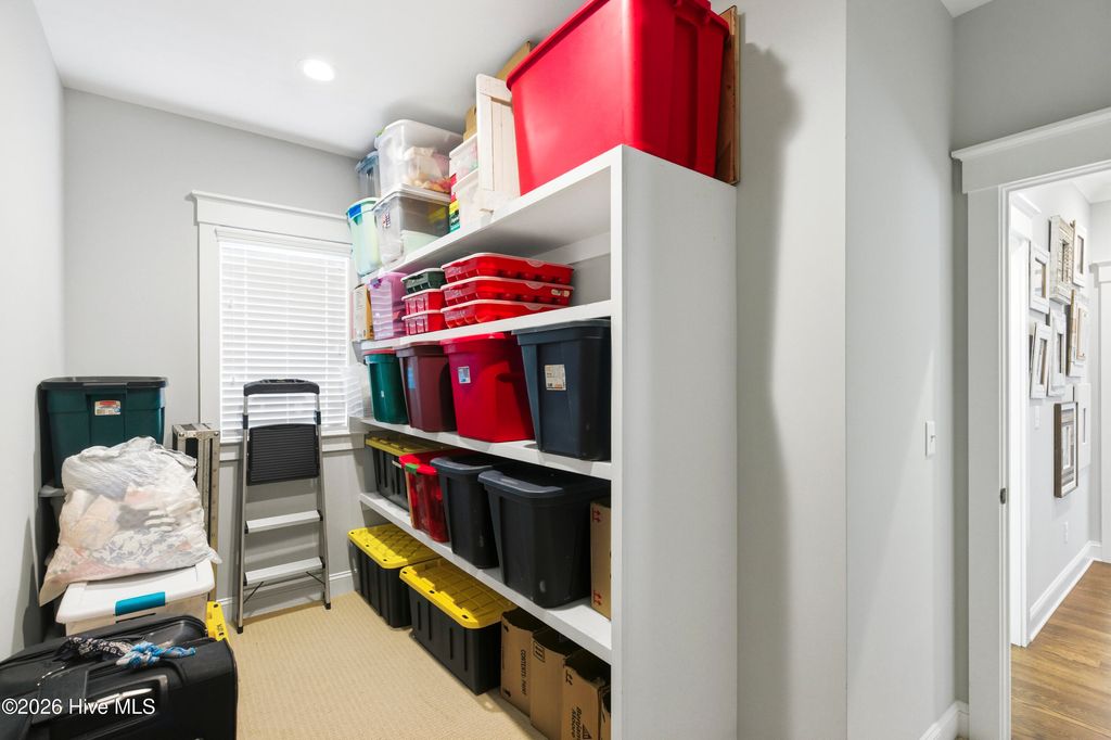 Image 51 of property listing at 909 Mound Battery Road, Wilmington, NC 28403