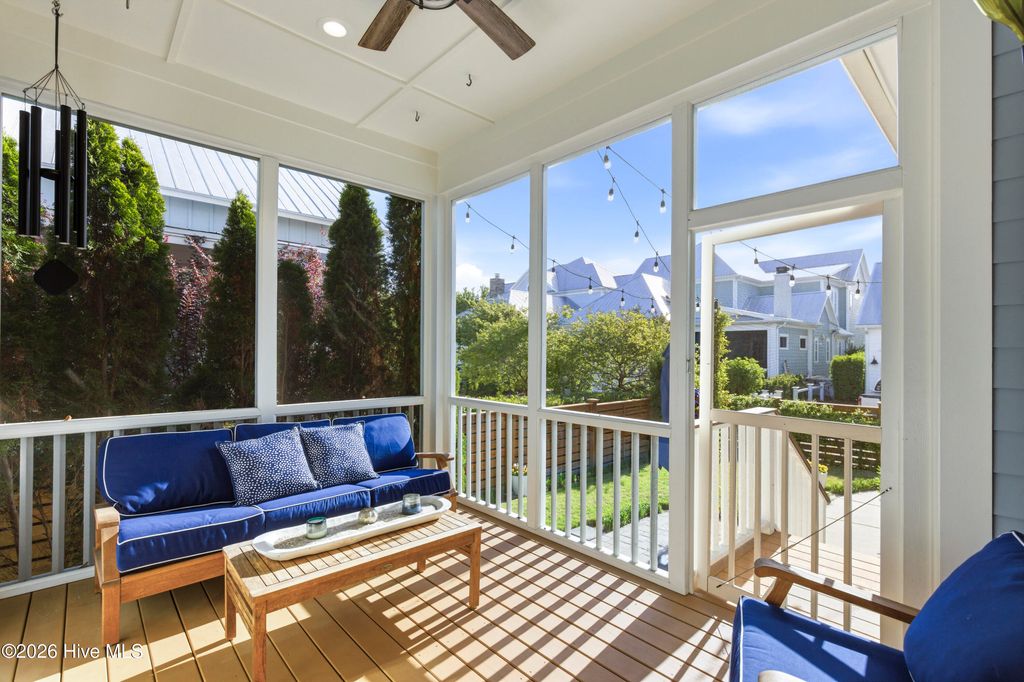 Image 61 of property listing at 909 Mound Battery Road, Wilmington, NC 28403