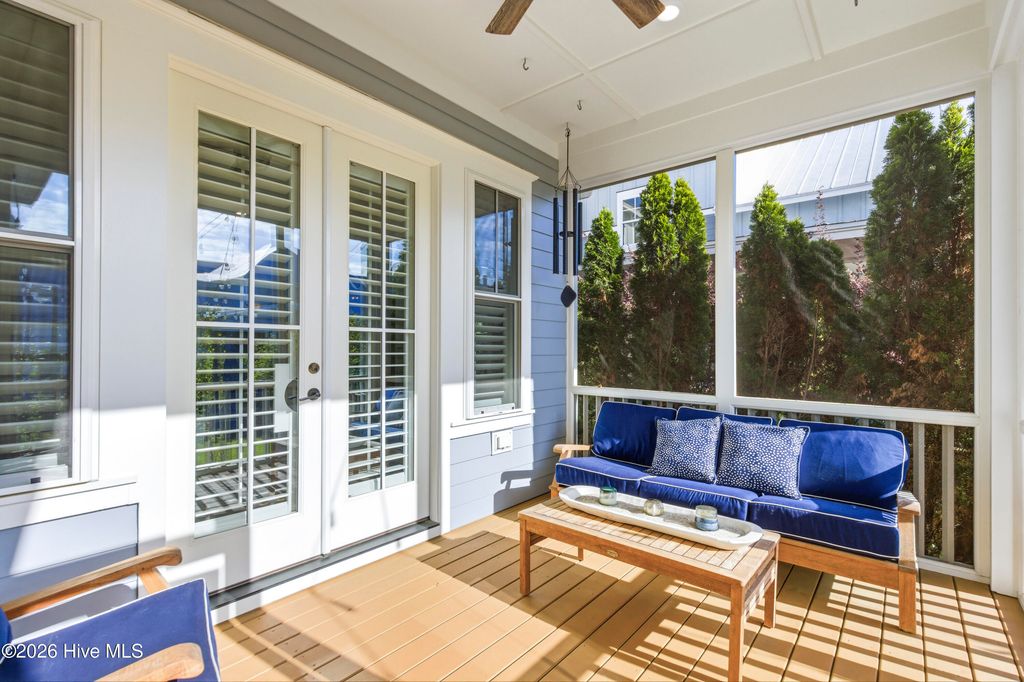 Image 62 of property listing at 909 Mound Battery Road, Wilmington, NC 28403