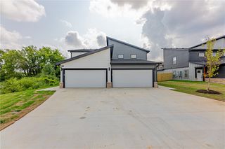 1504 SW Casuarina Street 2, Bentonville, AR 72712