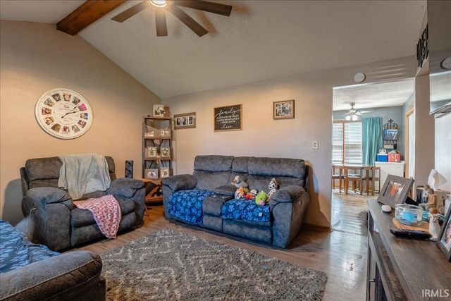 3000 Fox Hollow Court, Evansville, IN 47715