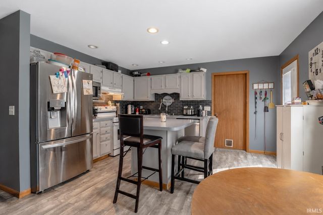 3000 Fox Hollow Court, Evansville, IN 47715