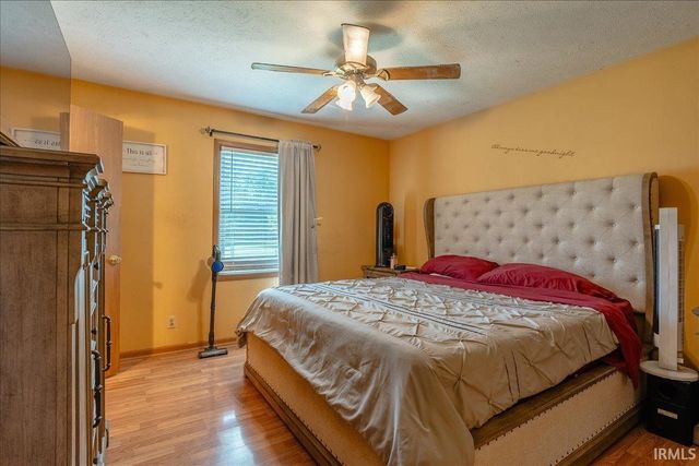 3000 Fox Hollow Court, Evansville, IN 47715
