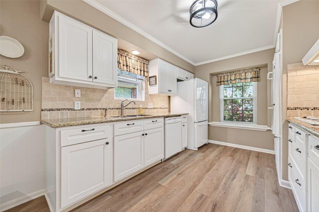 7211 Shady Arbor Lane, Houston, TX 77040