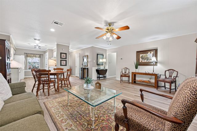 7211 Shady Arbor Lane, Houston, TX 77040